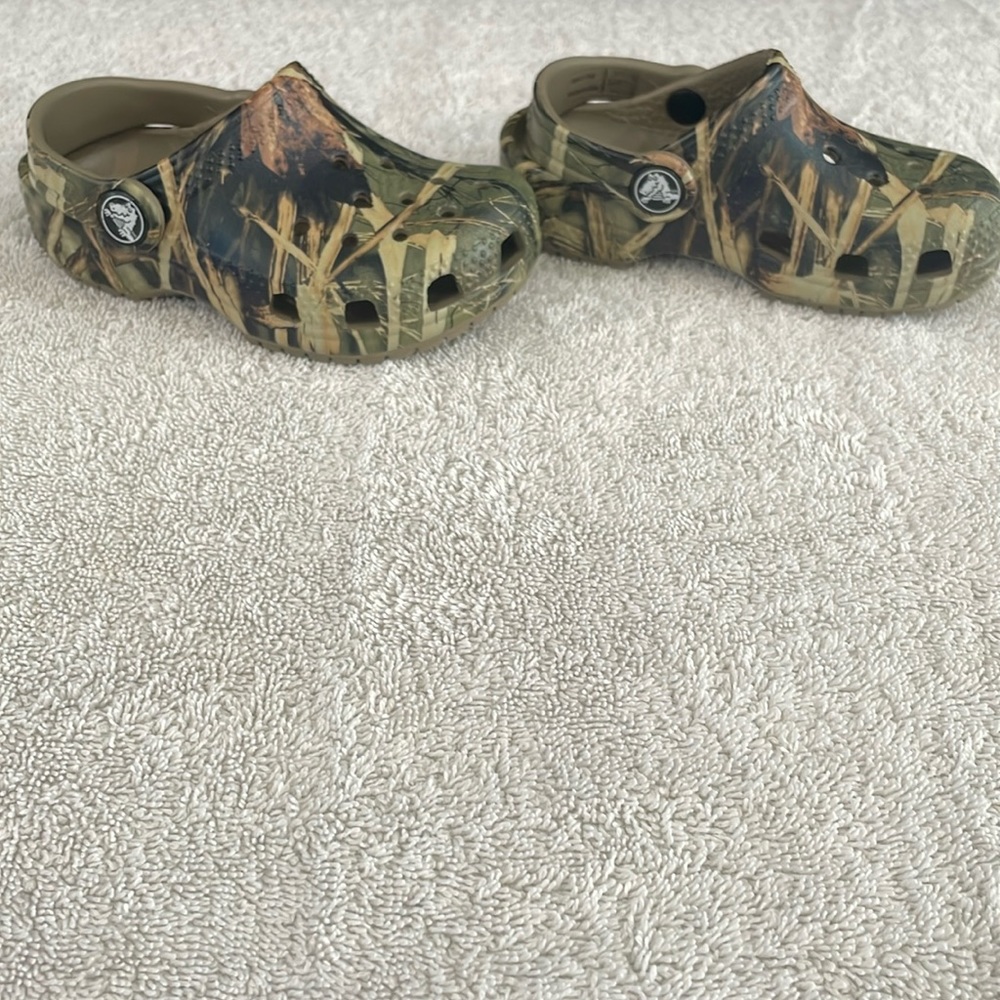 Toddler size 7 Camo Crocs